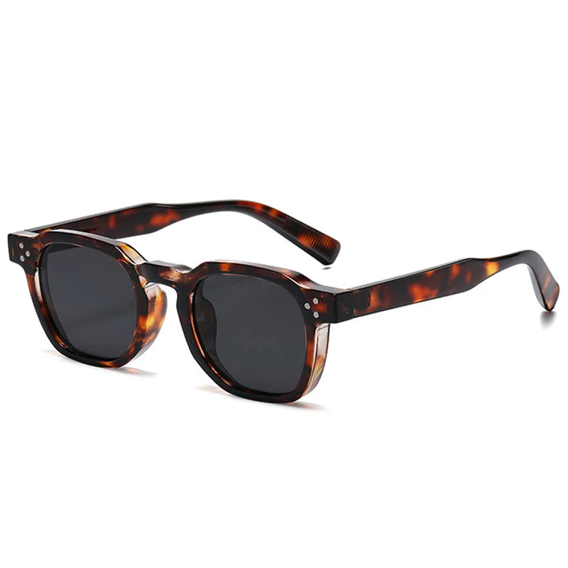 New Square Sunglasses Women Retro Rivets Men Trending Sun Glasses UV400