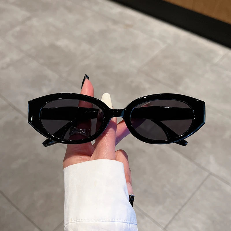 Vintage Oval Sunglasses Women Fashion Retro Female Sun Glasses New in Trendy Luxury Brand Designer Lady Shades Eyewear